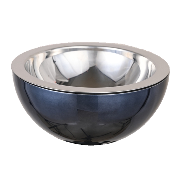 Experience the elegance of a double-walled champagne bowl