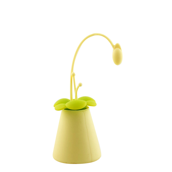 Stainless Steel Tea Strainer with Silicone Drip Holder